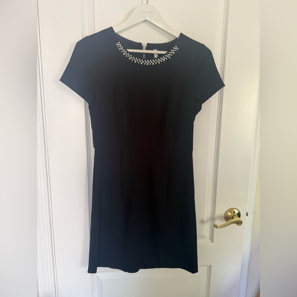 Pretty short sleeve mini dress